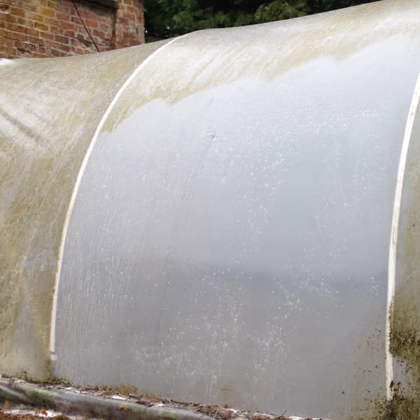 Tunnel & Greenhouse Cleaning